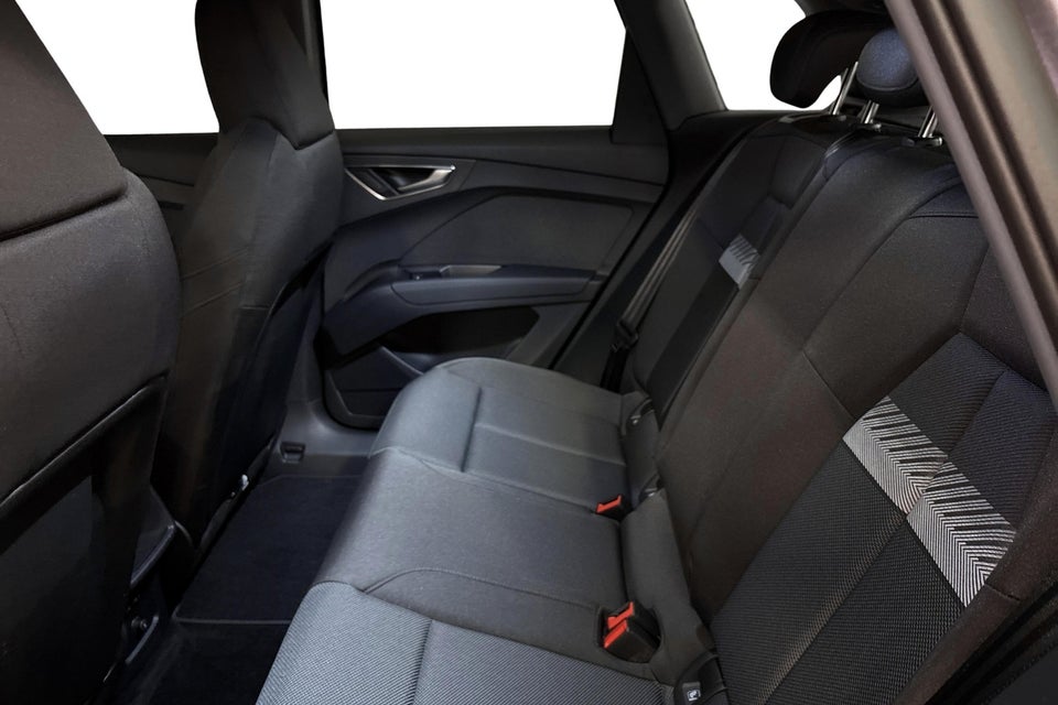 Audi Q4 e-tron 45 Progress 5d