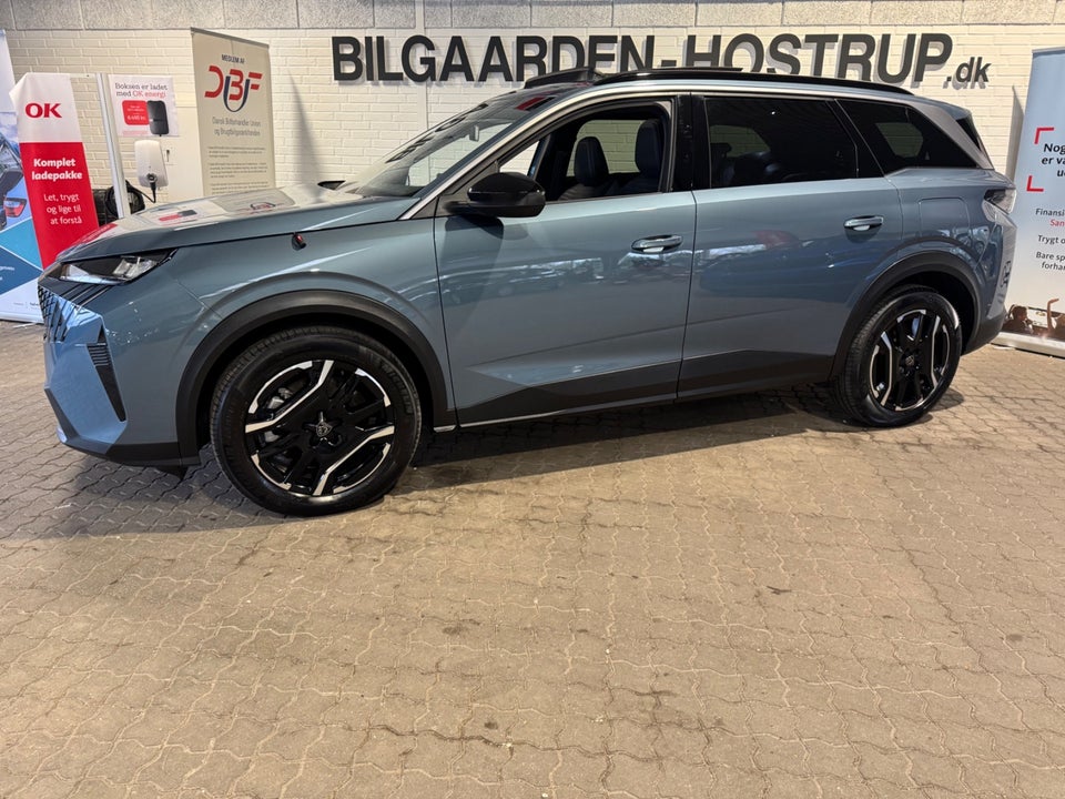 Peugeot e-5008 77 Allure 7prs 5d