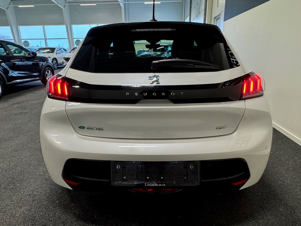 Peugeot e-208 50 GT Pack 5d