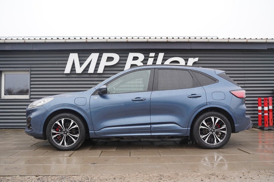 Ford Kuga 2,5 PHEV ST-Line X CVT 5d