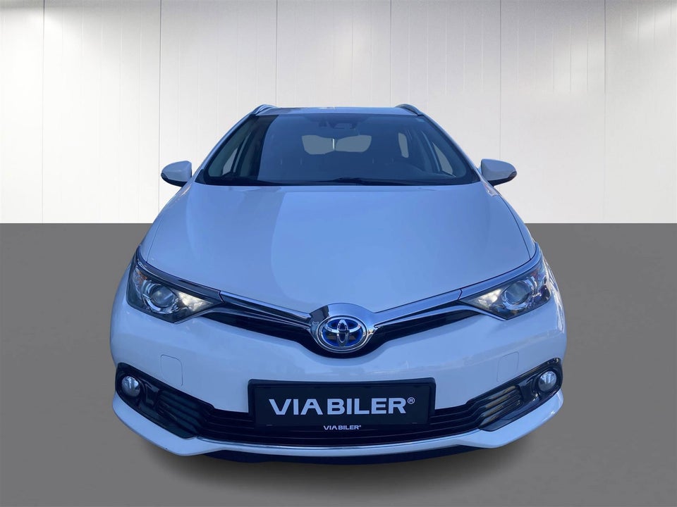 Toyota Auris 1,8 Hybrid H2 Comfort Touring Sports CVT 5d