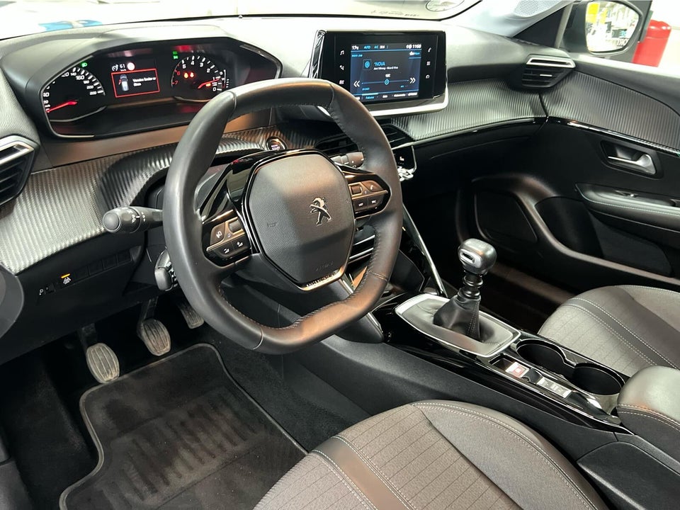 Peugeot 208 1,2 PureTech 100 Allure 5d