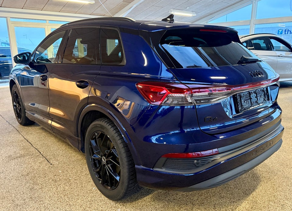 Audi Q4 e-tron 40 Advanced 5d