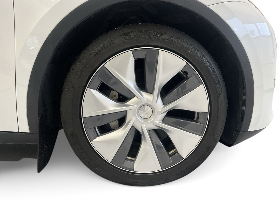 Tesla Model Y Long Range AWD 5d