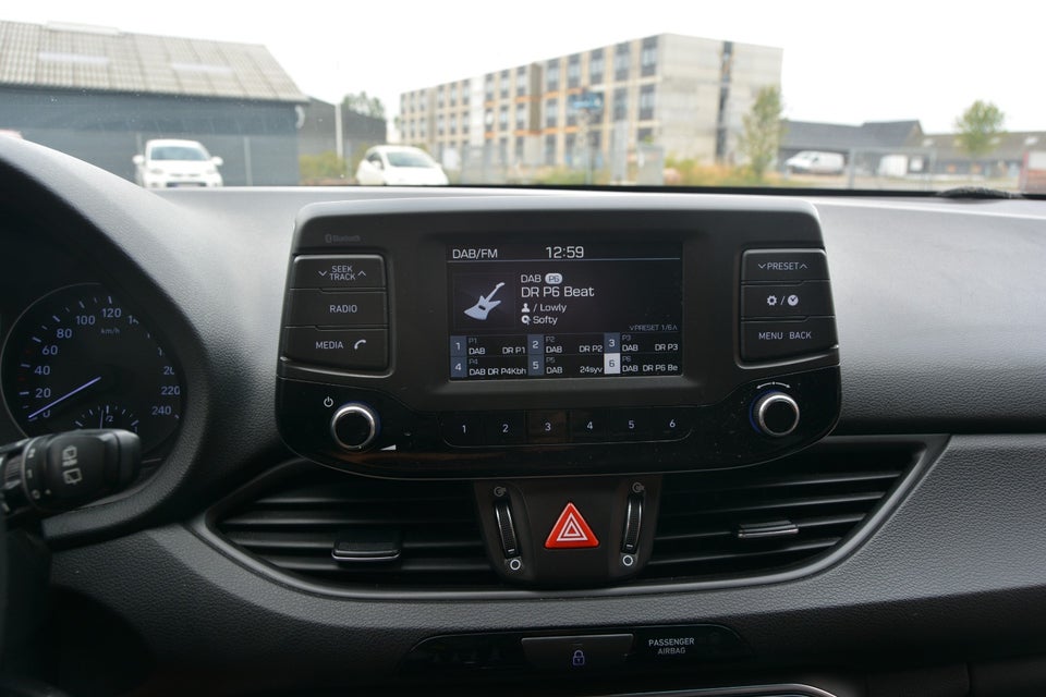 Hyundai i30 1,0 T-GDi Life+ 5d