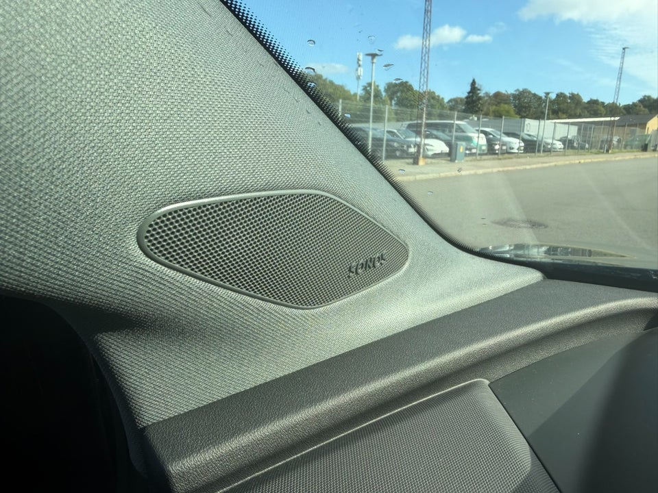 Audi Q4 e-tron 40 S-line 5d