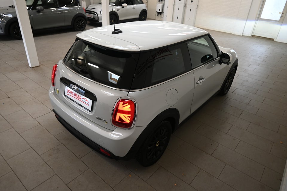 MINI Cooper SE Experience 3d