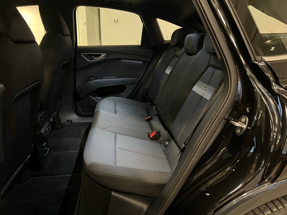 Audi Q4 e-tron 45 S-line Sportback 5d