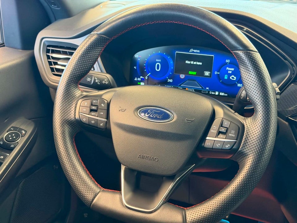 Ford Kuga 2,5 PHEV ST-Line X CVT 5d