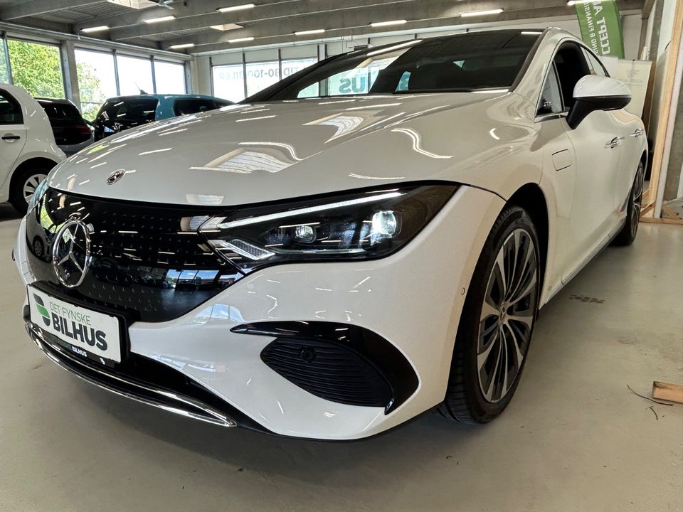 Mercedes EQE300 4d