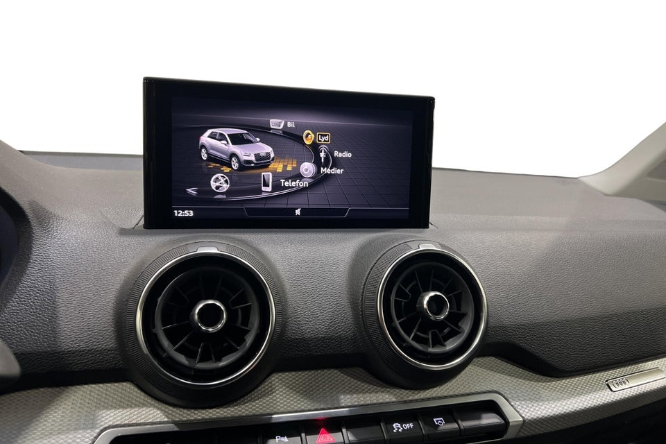 Audi Q2 35 TFSi Prestige S-tr. 5d