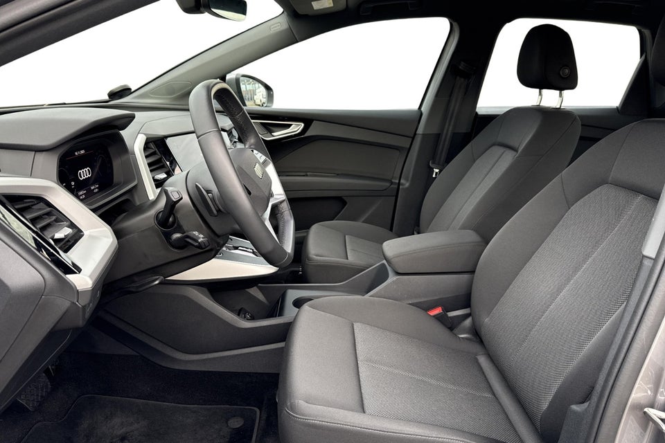 Audi Q4 e-tron 45 Progress 5d