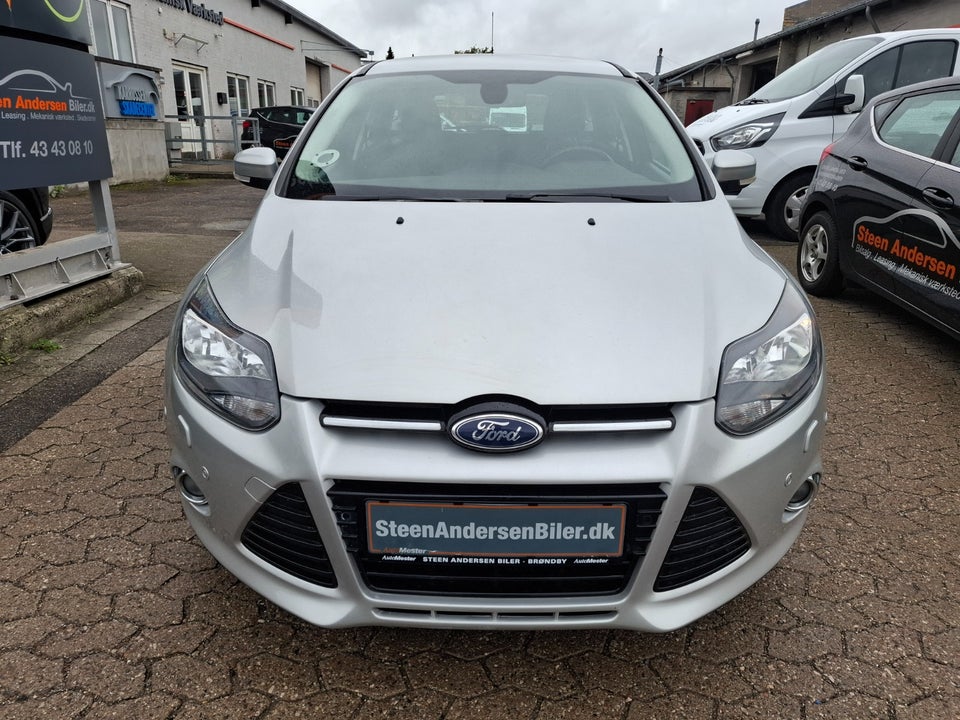 Ford Focus 1,0 SCTi 125 Titanium Fun 5d