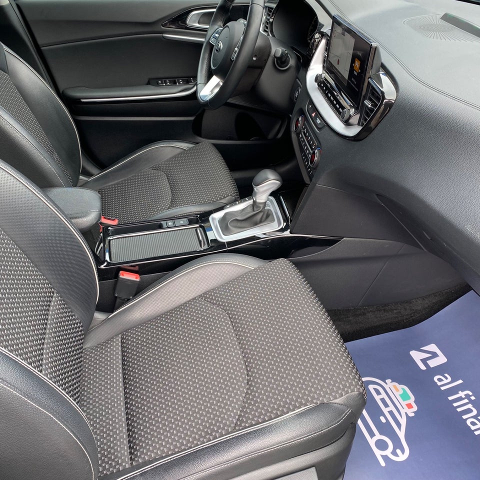 Kia XCeed 1,6 PHEV Upgrade DCT 5d