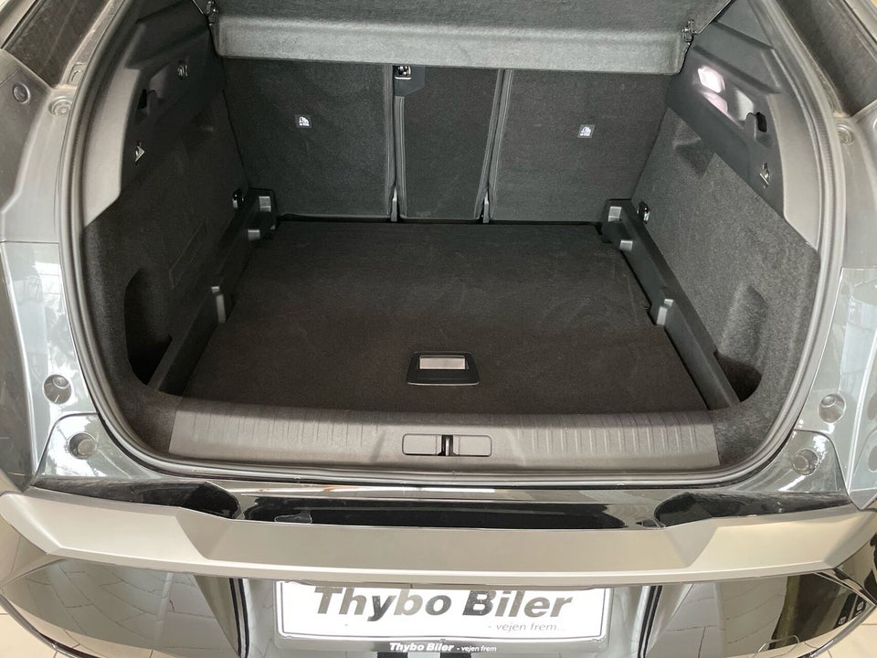 Peugeot e-3008 77 GT Pack 5d
