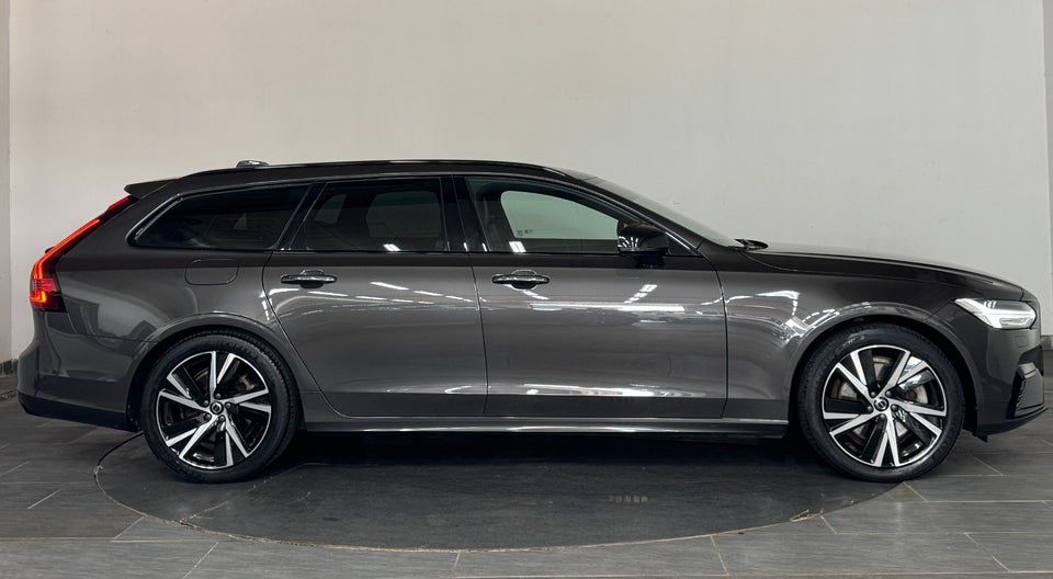 Volvo V90 2,0 T6 ReCharge R-Design aut. AWD 5d