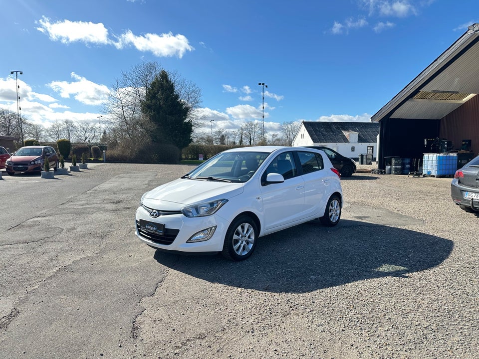 Hyundai i20 1,25 Classic XTR 5d