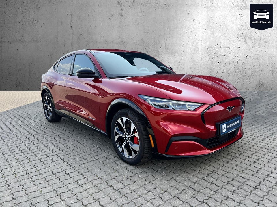 Ford Mustang Mach-E 75 Standard Range AWD 5d