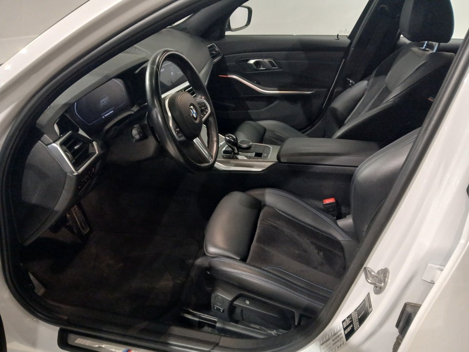 BMW 320i 2,0 Touring M-Sport aut. 5d