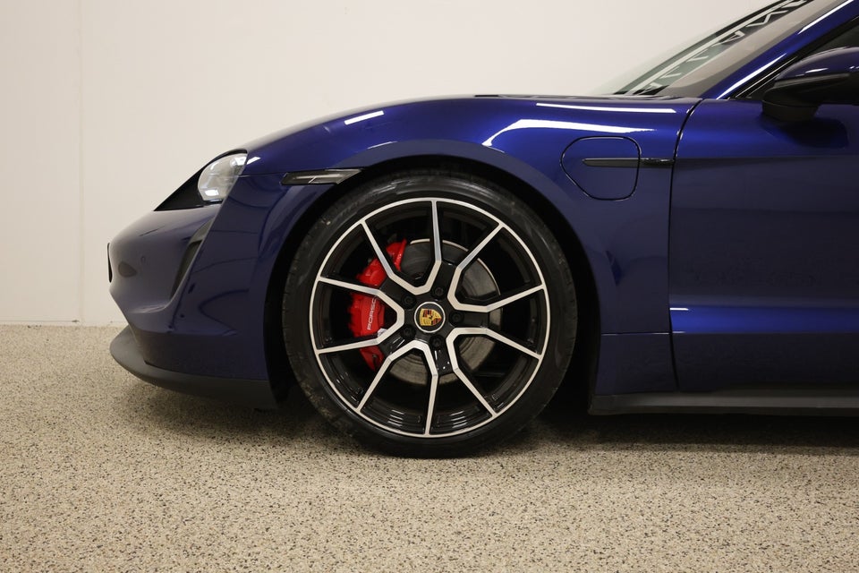 Porsche Taycan 4S Performance+ 4d