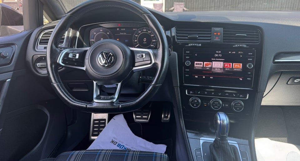 VW Golf VII 1,4 GTE DSG 5d