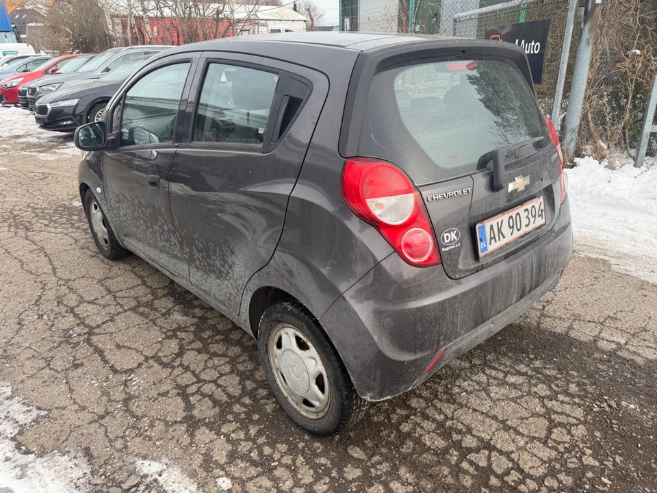 Chevrolet Spark 1,0 LT 5d