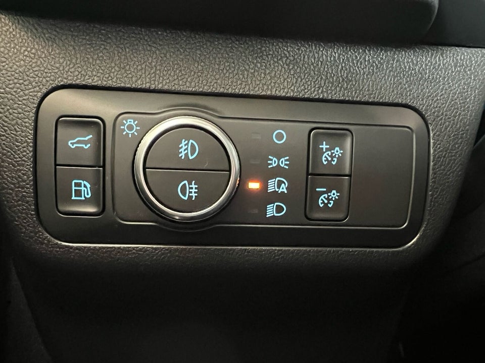 Ford Kuga 2,5 PHEV ST-Line X CVT 5d