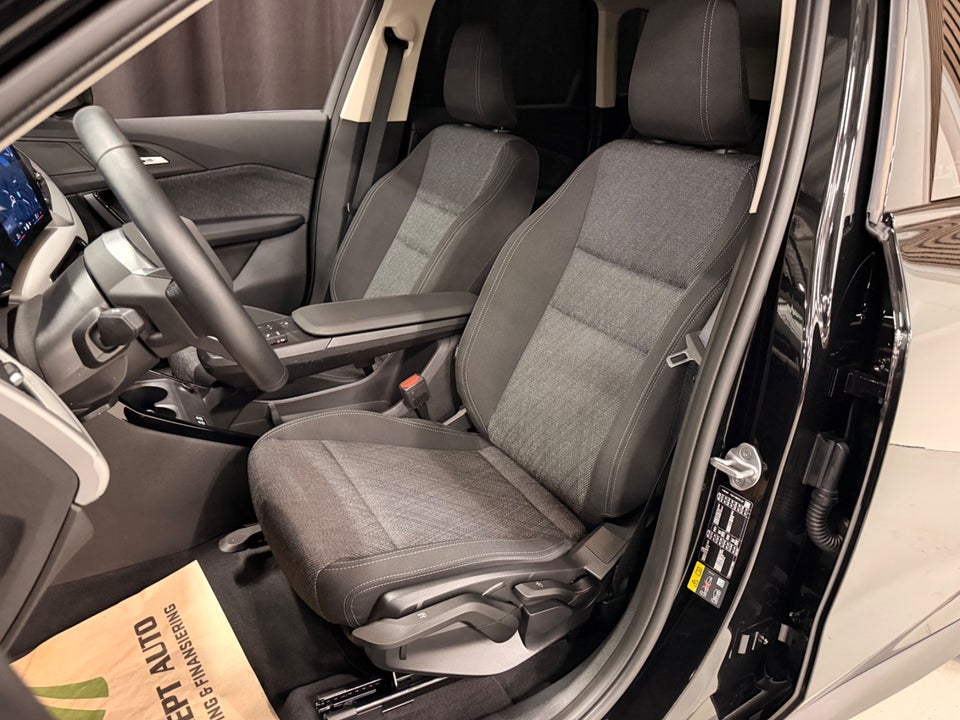 BMW iX1 eDrive20 X-Line 5d