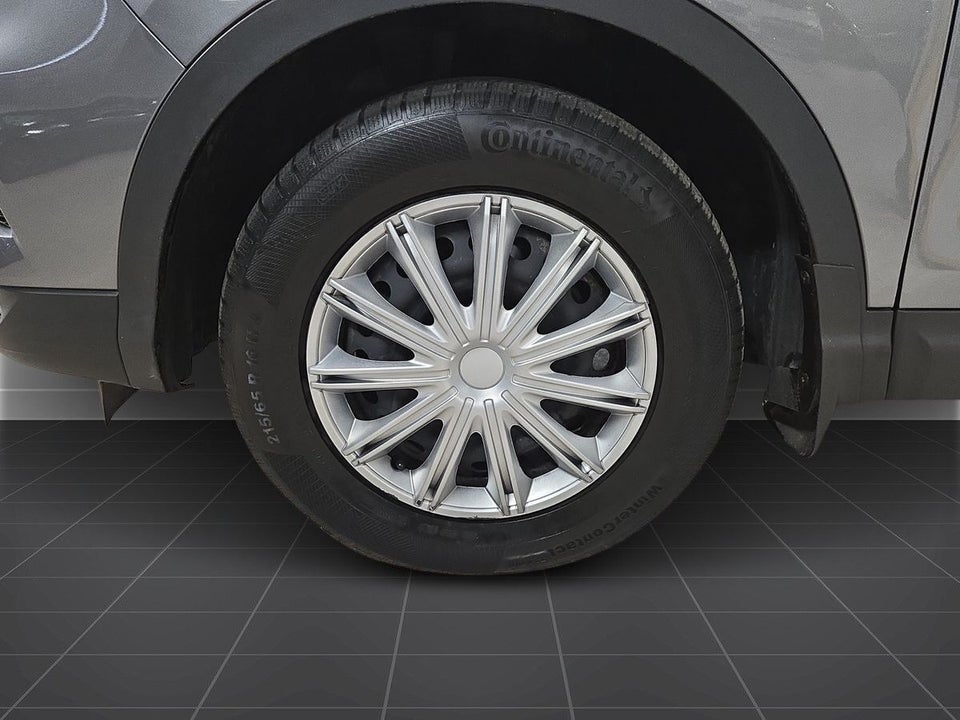 Nissan Qashqai 1,3 Dig-T 140 N-Connecta 5d