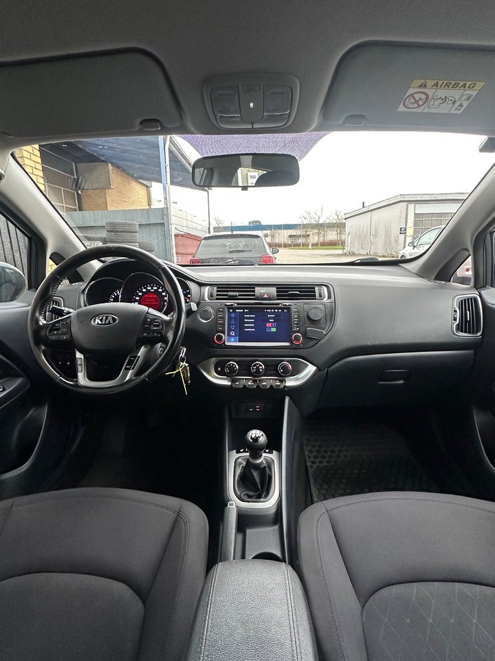 Kia Rio 1,2 CVVT Premium 5d