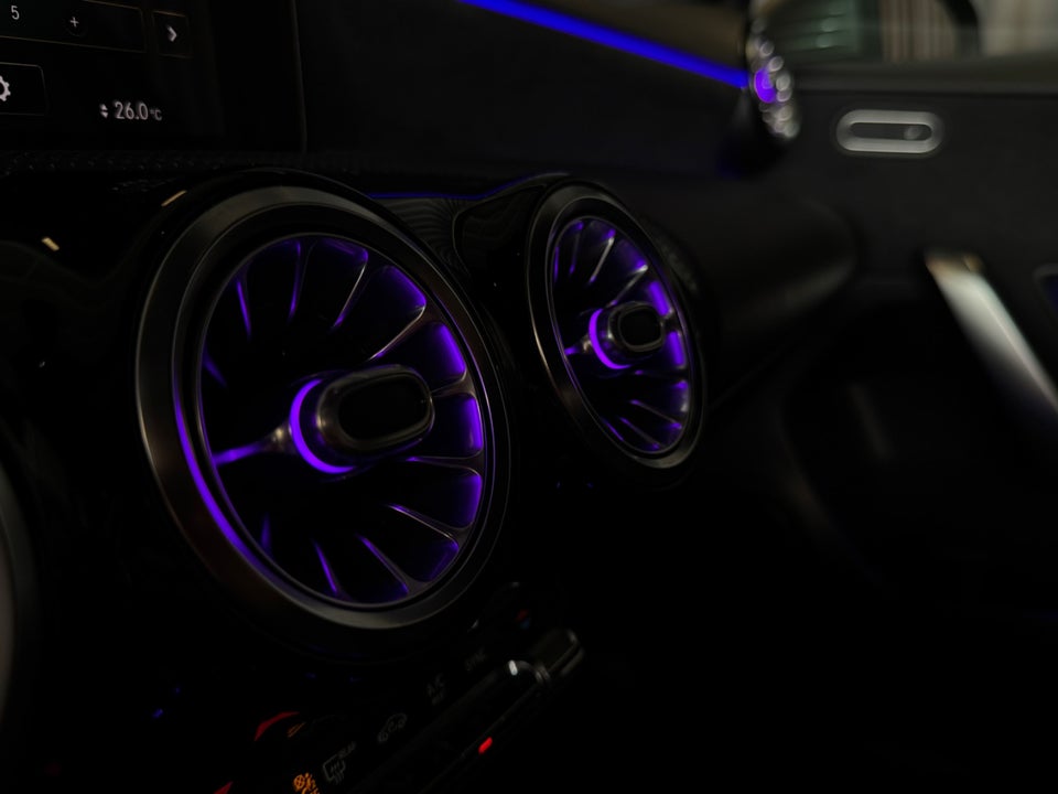 Mercedes A200 1,3 AMG Line aut. 5d