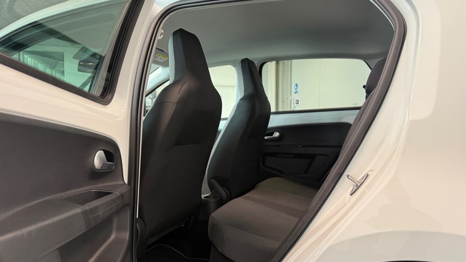 VW e-Up! Move Up! 5d