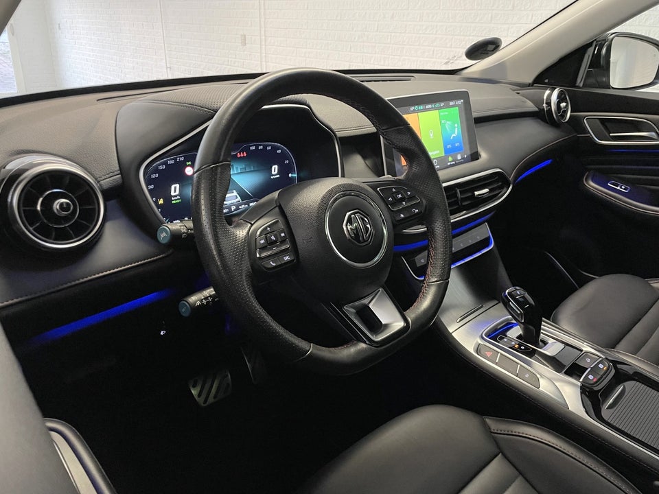 MG EHS 1,5 PHEV Luxury 5d