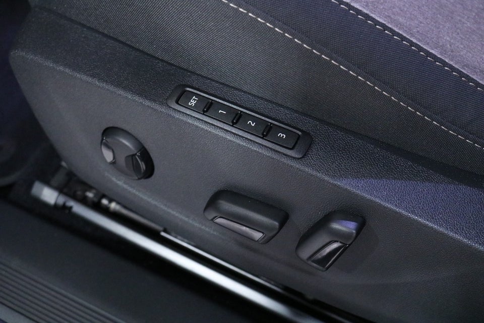 Skoda Enyaq 80 iV Lodge 5d