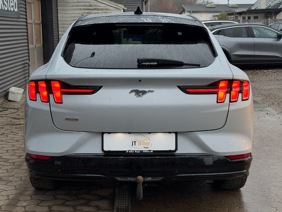 Ford Mustang Mach-E 98 Extended Range Tech2 AWD 5d