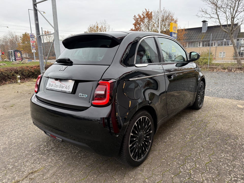 Fiat 500e 42 la Prima by Bocelli 3d