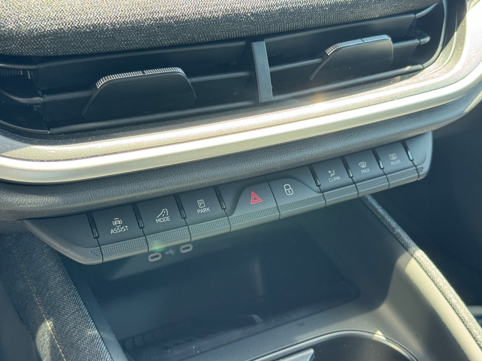 Skoda Elroq 60 iV Loft 5d