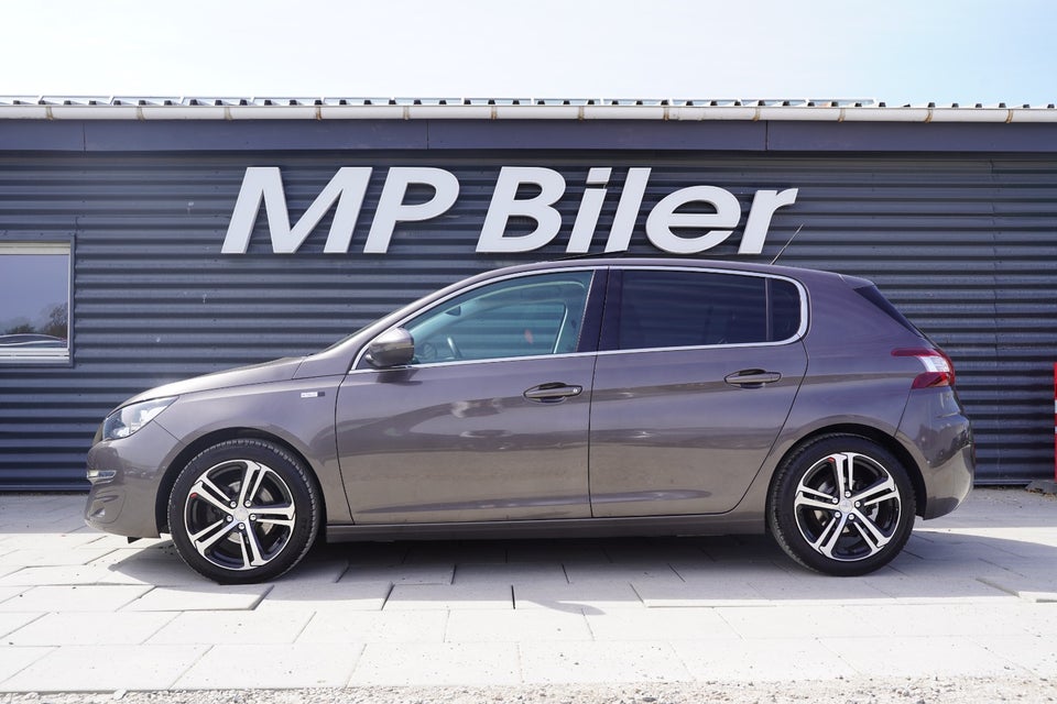 Peugeot 308 1,6 BlueHDi 120 Style 5d