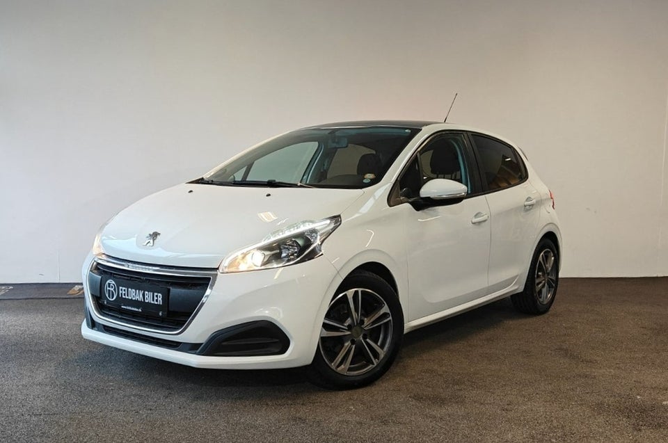 Peugeot 208 1,6 BlueHDi 100 Envy Sky 5d