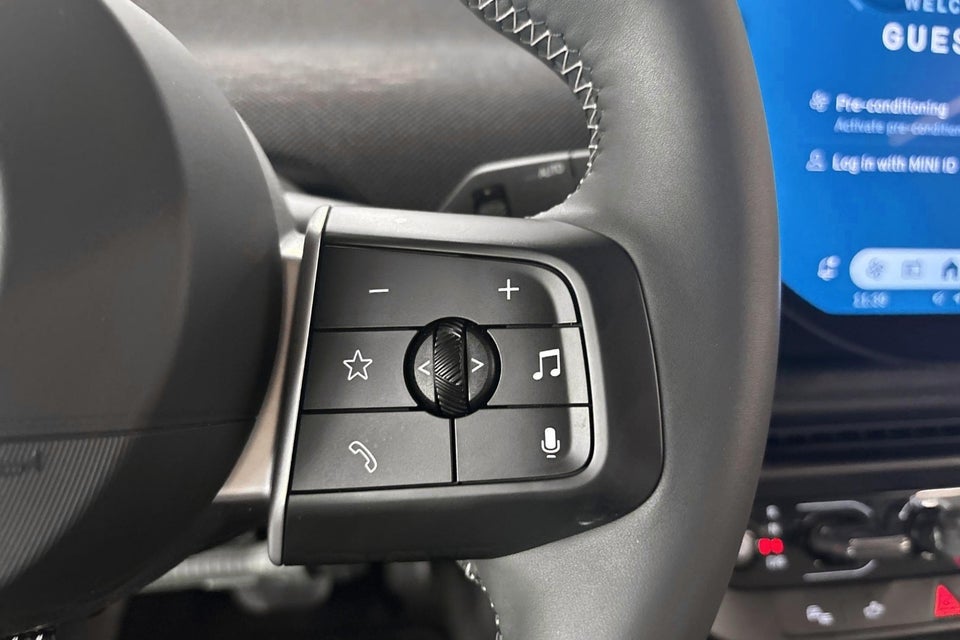 MINI Cooper E Classic Trim S 3d