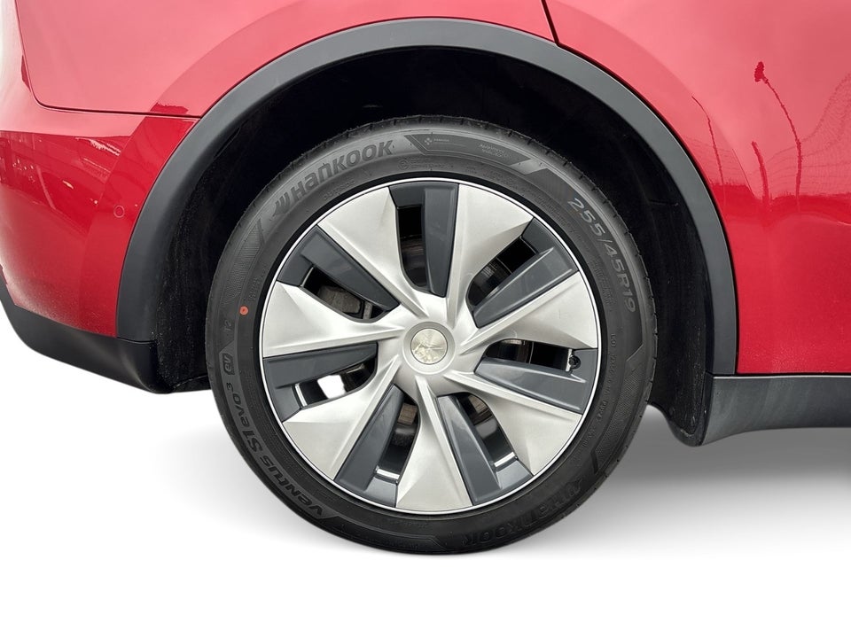 Tesla Model Y Long Range AWD 5d