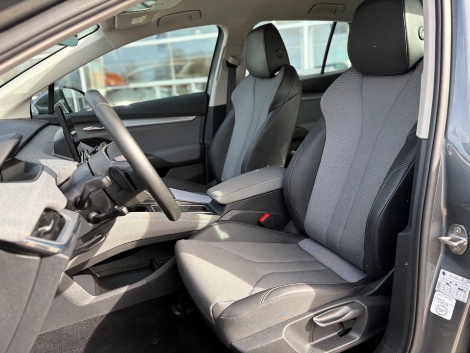 Skoda Enyaq 80 iV Loft 5d