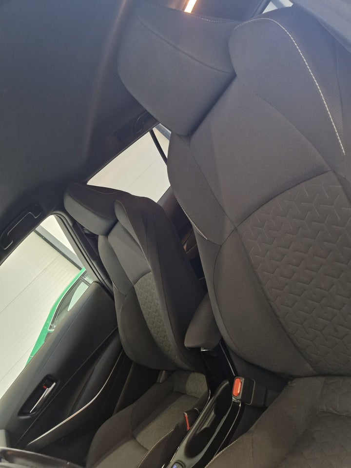 Toyota Corolla 1,8 Hybrid H3 Smart Touring Sports MDS 5d