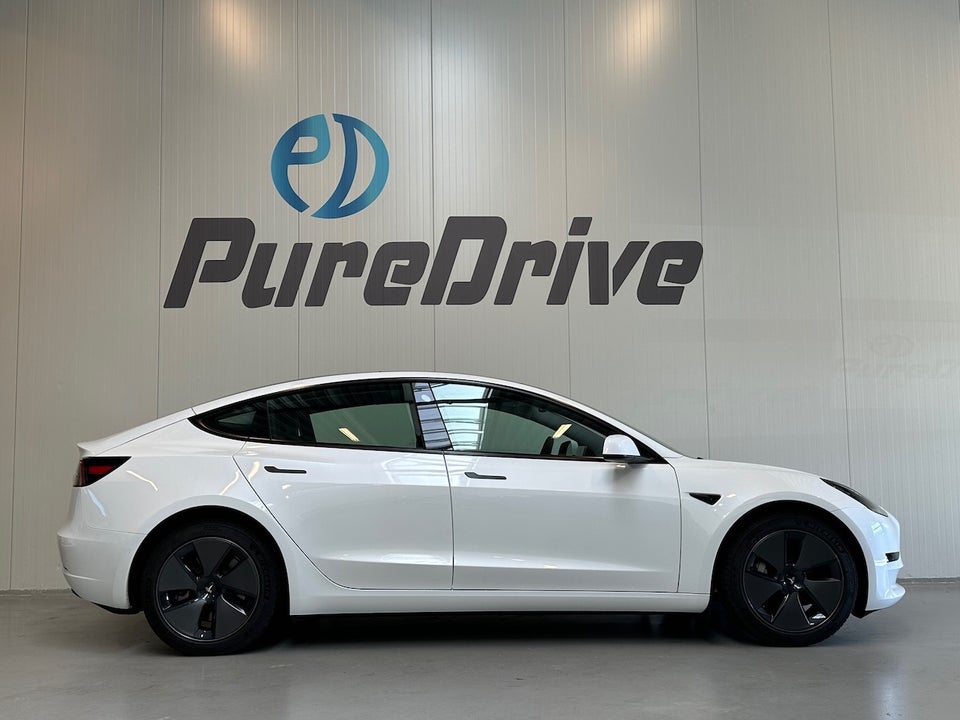 Tesla Model 3 RWD 4d