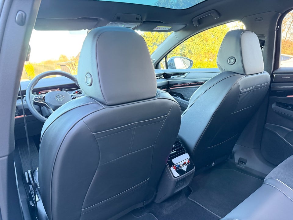 VW ID.7 77 Style+ Tourer 5d