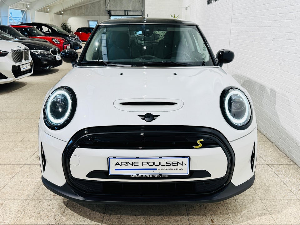 MINI Cooper SE Classic Trim 3d