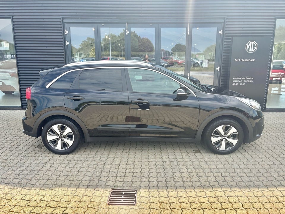 Kia Niro 1,6 HEV Comfort DCT 5d
