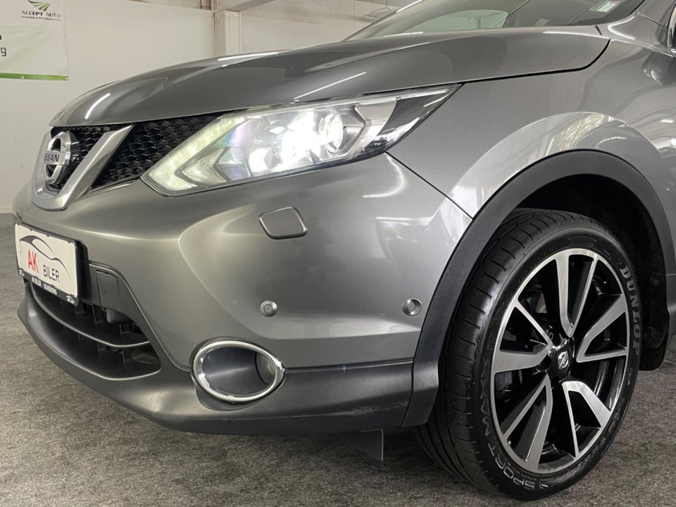 Nissan Qashqai 1,6 dCi 130 Tekna 5d