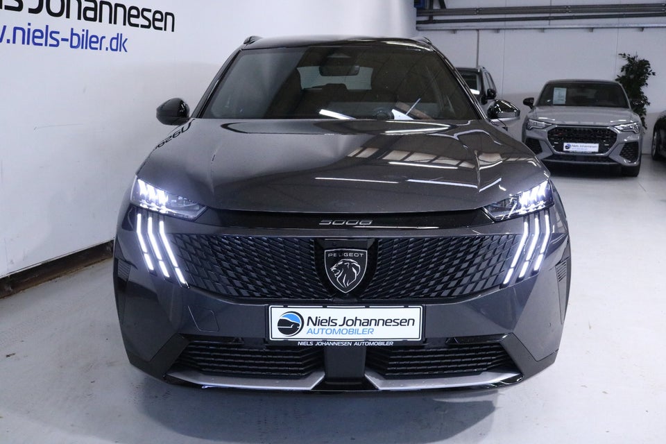 Peugeot e-5008 77 GT Pack 7prs 5d