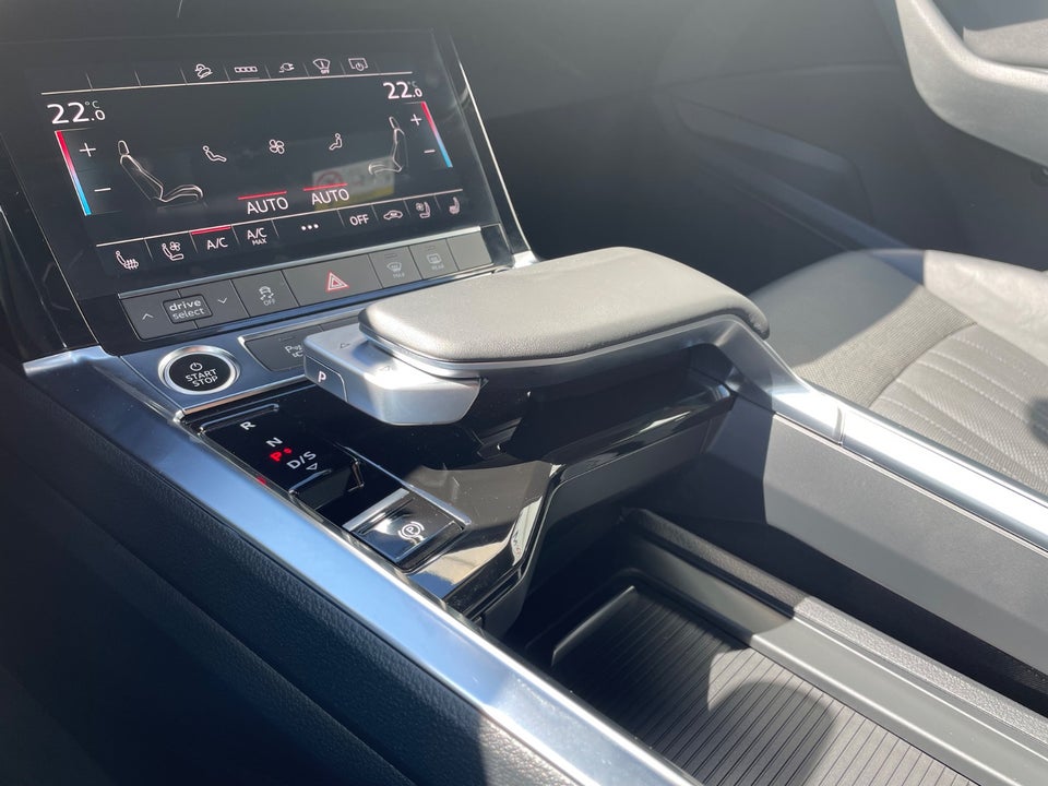 Audi e-tron 55 Advanced quattro 5d